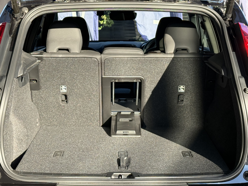 ボルボ XC40 中古車