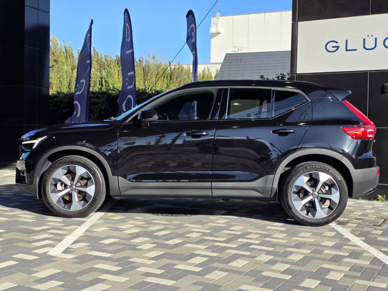 ボルボ XC40 中古車