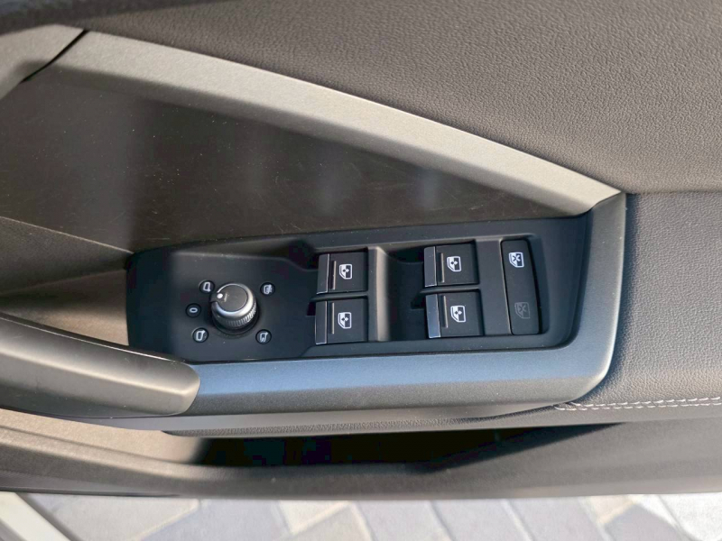 アウディ Q3 中古車