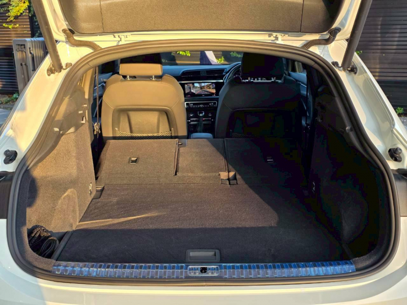 アウディ Q3 中古車