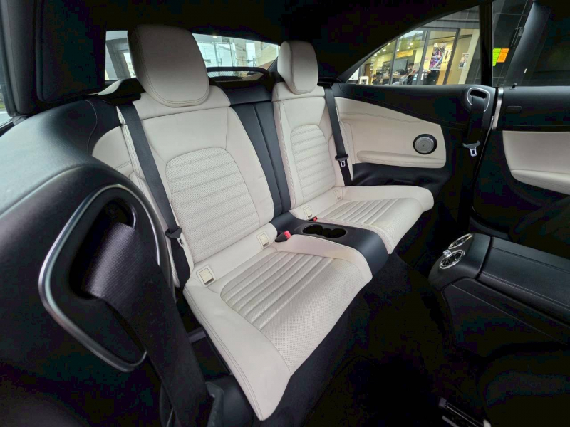 メルセデスベンツ Cクラス 中古車