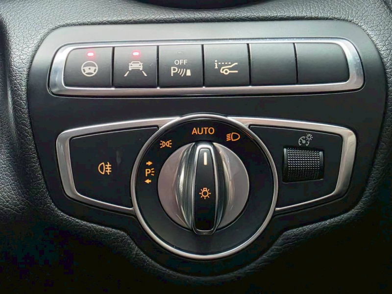 メルセデスベンツ Cクラス 中古車