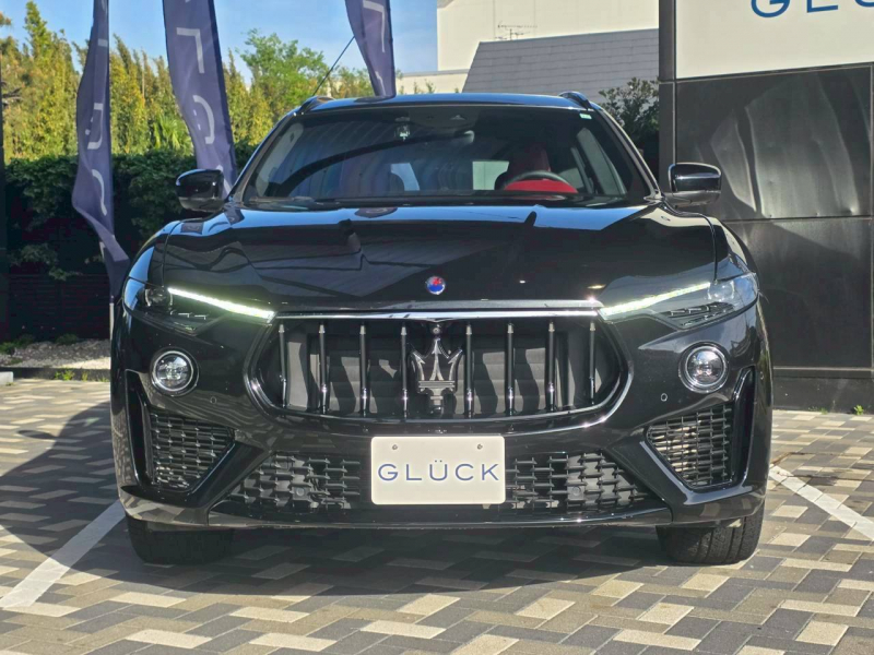 マセラティ レヴァンテ 中古車