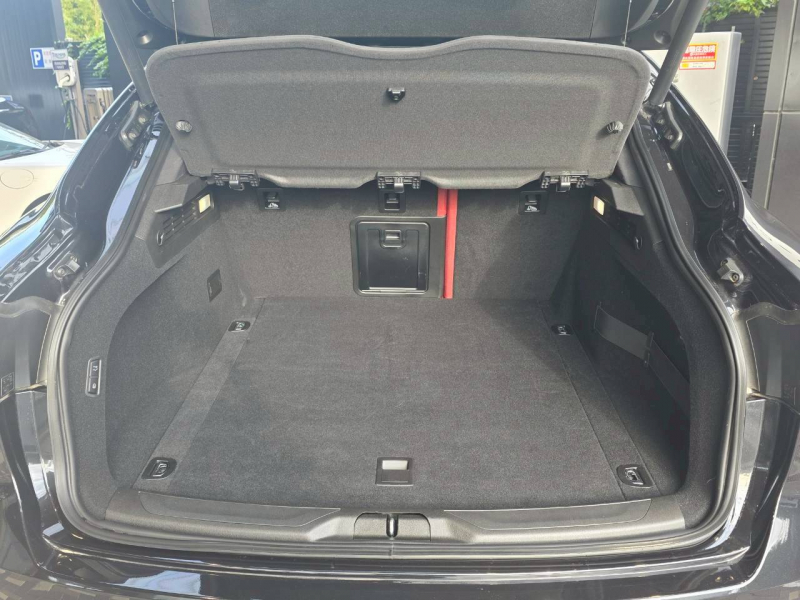 マセラティ レヴァンテ 中古車