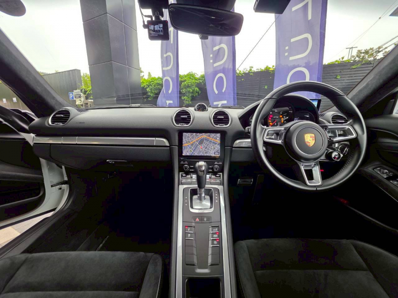 ポルシェ 718 ケイマン 中古車