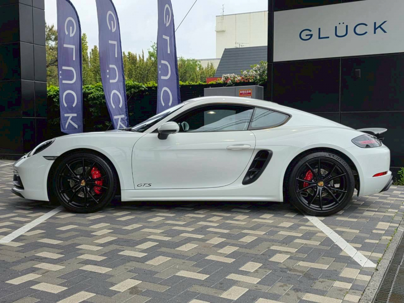 ポルシェ 718 ケイマン 中古車