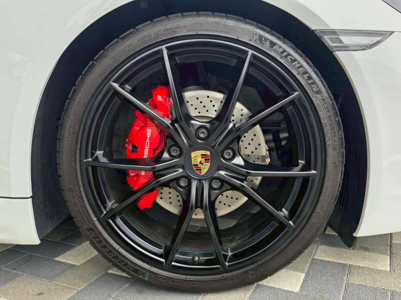 ポルシェ 718 ケイマン 中古車