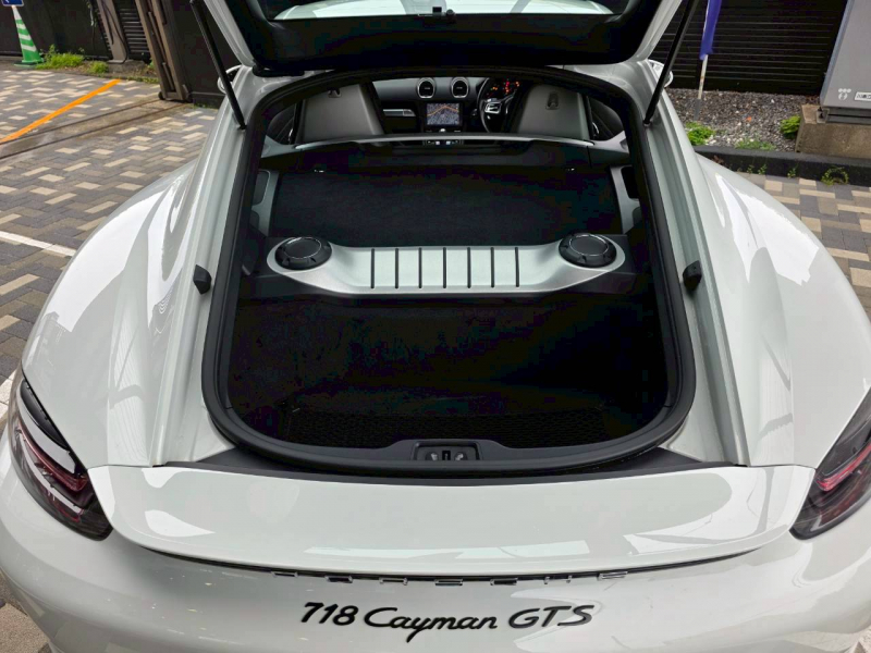 ポルシェ 718 ケイマン 中古車