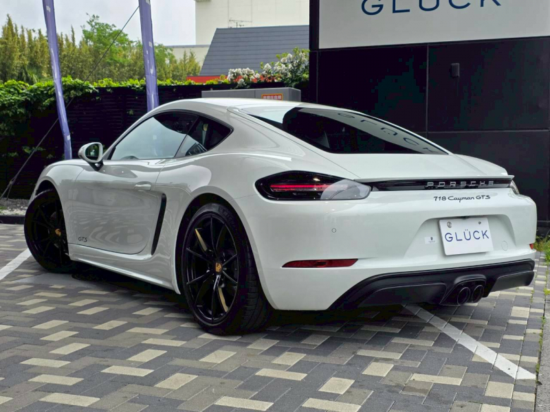 ポルシェ 718 ケイマン 中古車