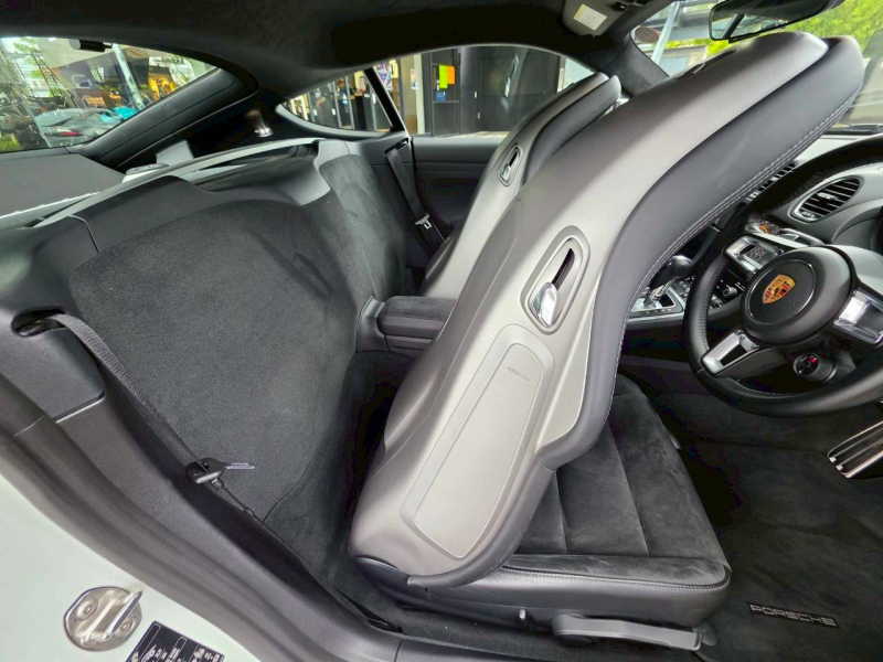 ポルシェ 718 ケイマン 中古車