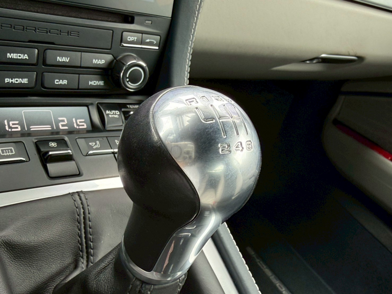 ポルシェ 718 ケイマン 中古車