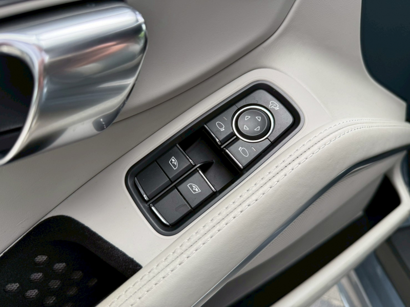 ポルシェ 718 ケイマン 中古車