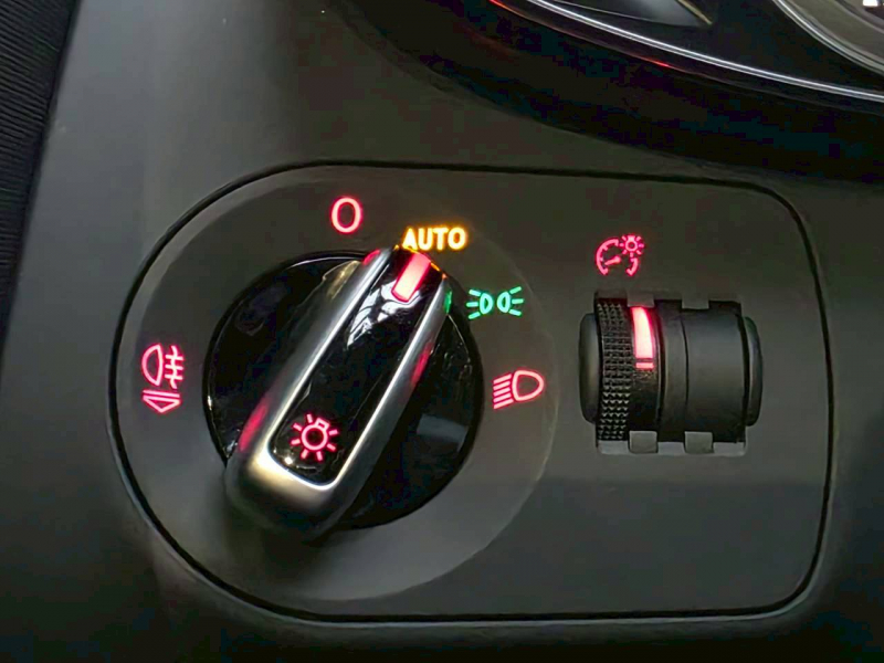 アウディ R8 中古車