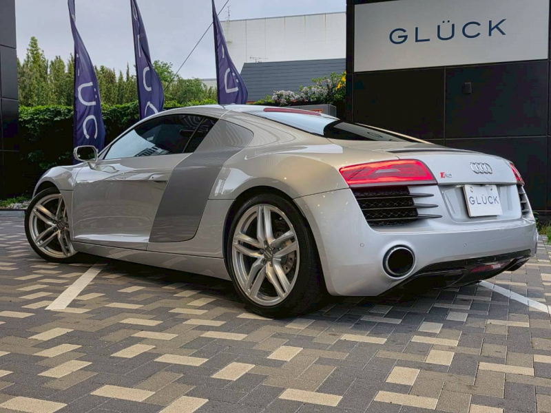 アウディ R8 中古車