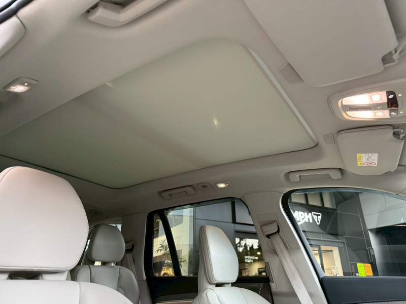ボルボ XC90 中古車