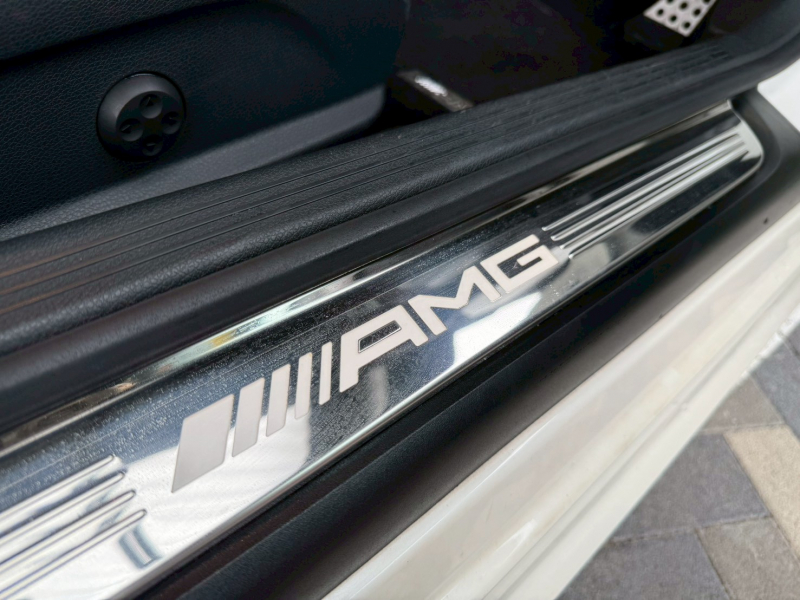 AMG Cクラス 中古車