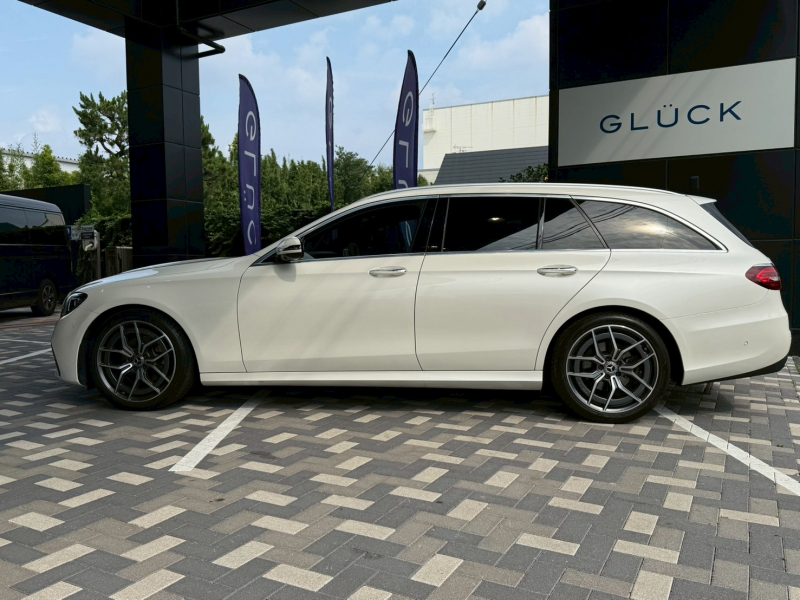 メルセデスベンツ Eクラス 中古車