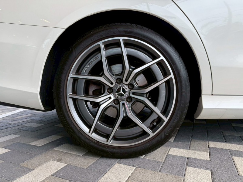 メルセデスベンツ Eクラス 中古車