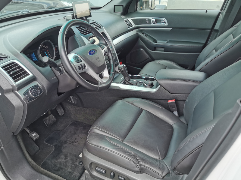 フォード エクスプローラー 中古車