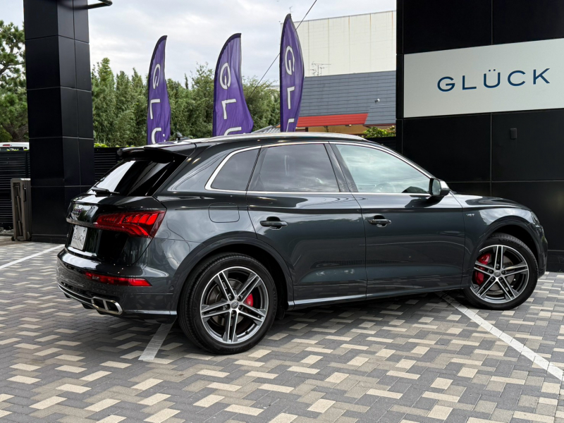 アウディ SQ5 中古車