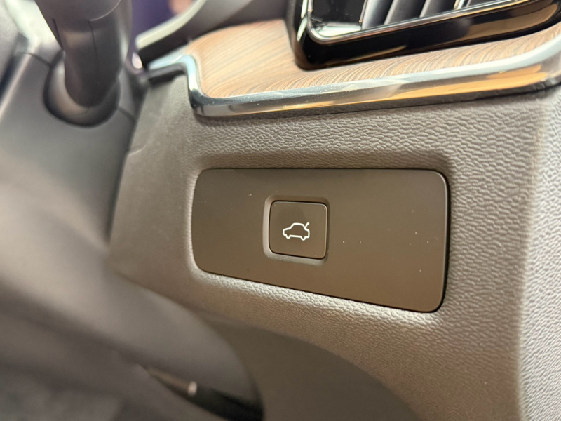 ボルボ XC60 中古車