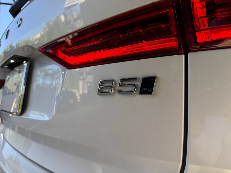 ボルボ XC60 中古車