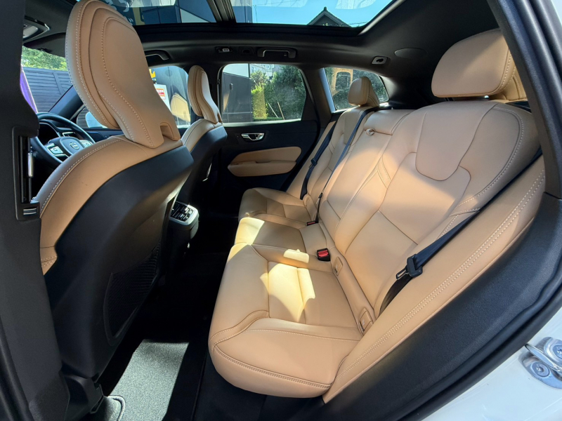 ボルボ XC60 中古車