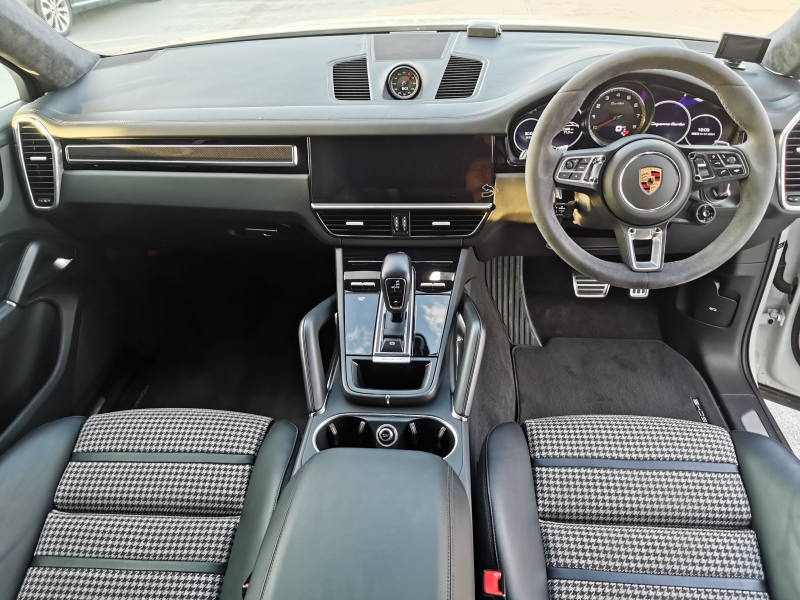 ポルシェ カイエンクーペ 中古車