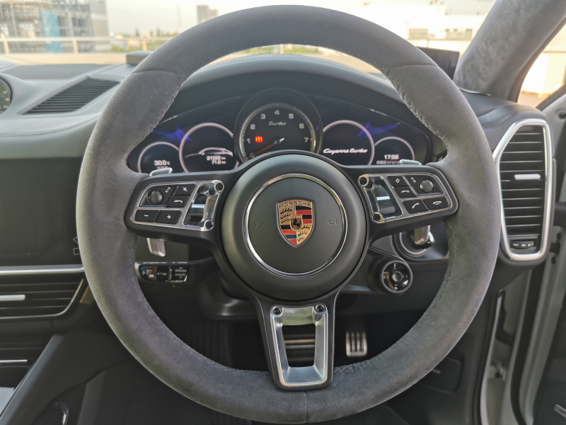 ポルシェ カイエンクーペ 中古車