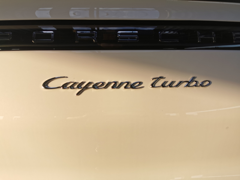 ポルシェ カイエンクーペ 中古車