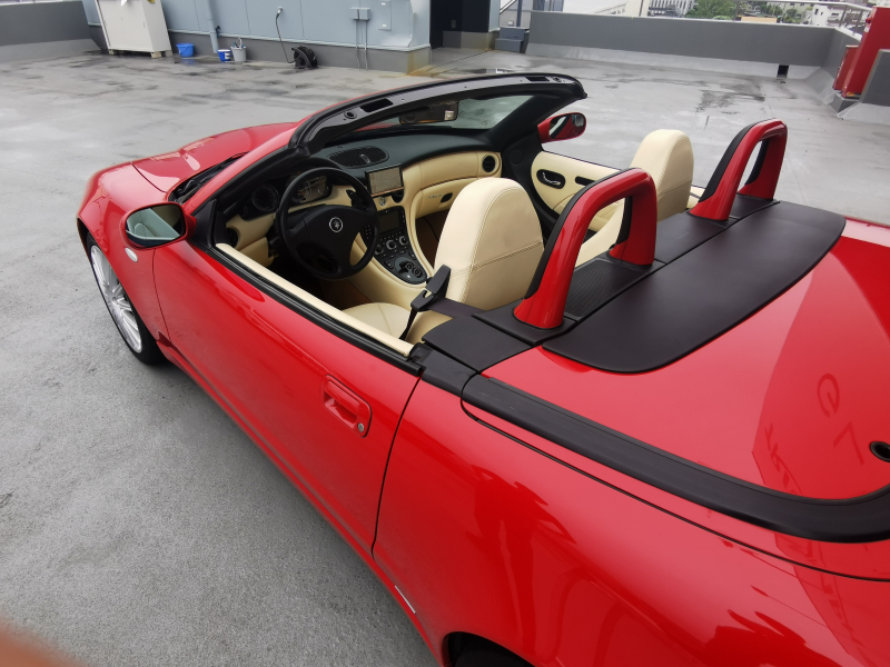 マセラティ スパイダー 中古車