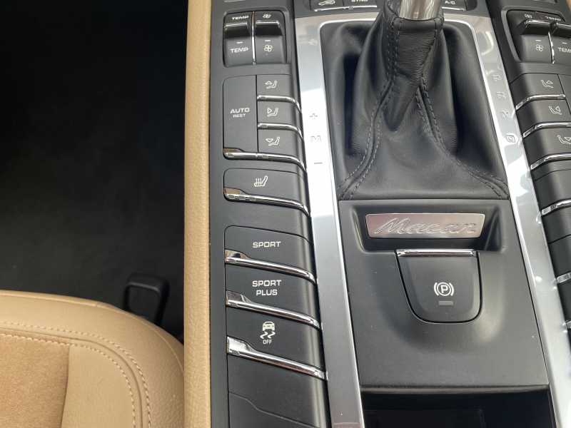 ポルシェ マカン 中古車