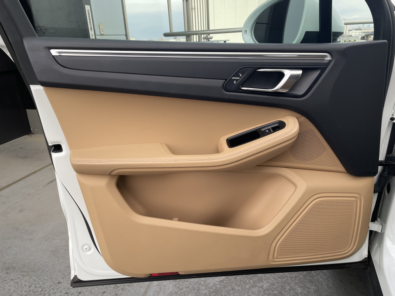 ポルシェ マカン 中古車