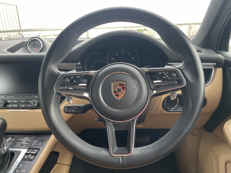 ポルシェ マカン 中古車