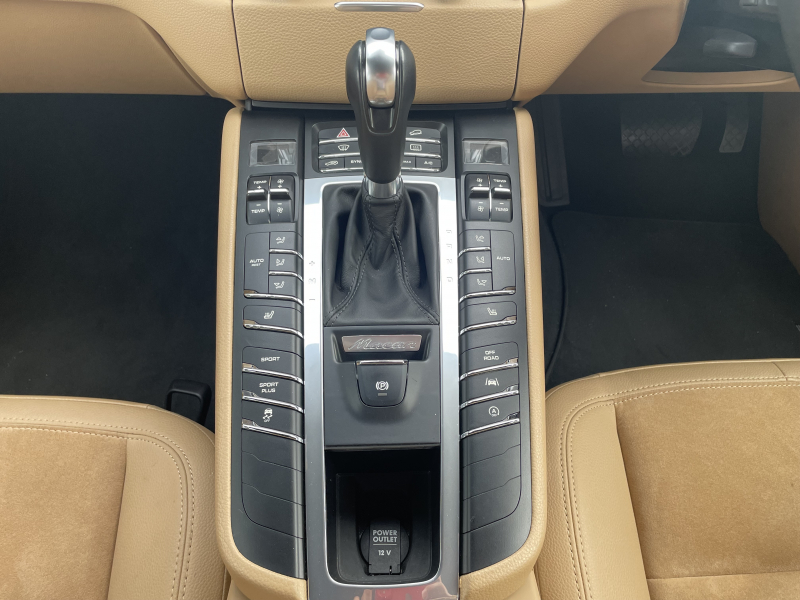 ポルシェ マカン 中古車