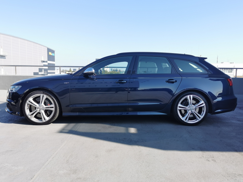 アウディ S6 中古車