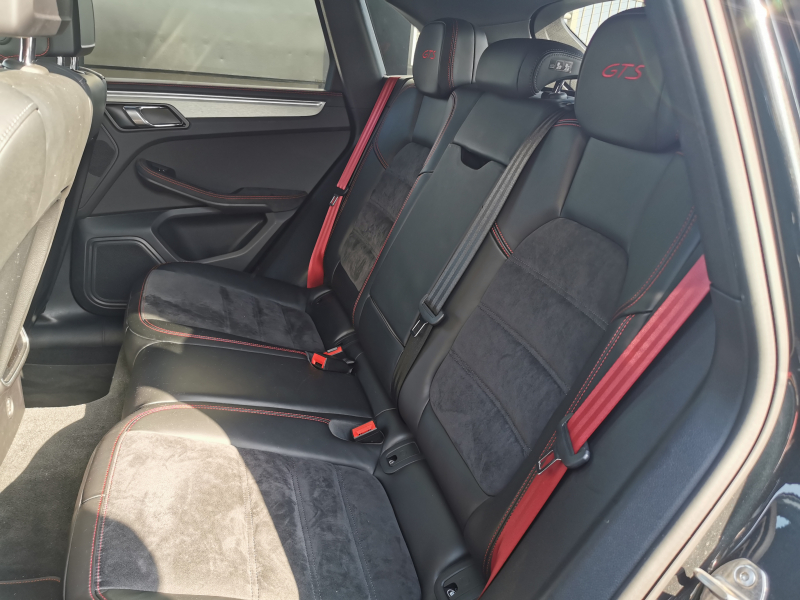 ポルシェ マカン 中古車