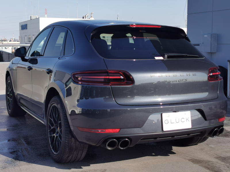 ポルシェ マカン 中古車