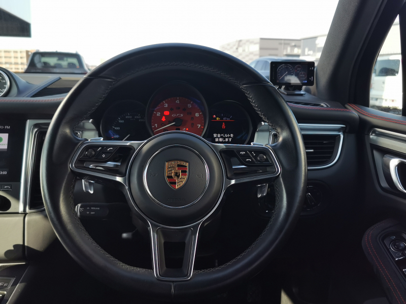 ポルシェ マカン 中古車