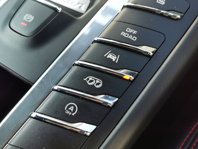 ポルシェ マカン 中古車