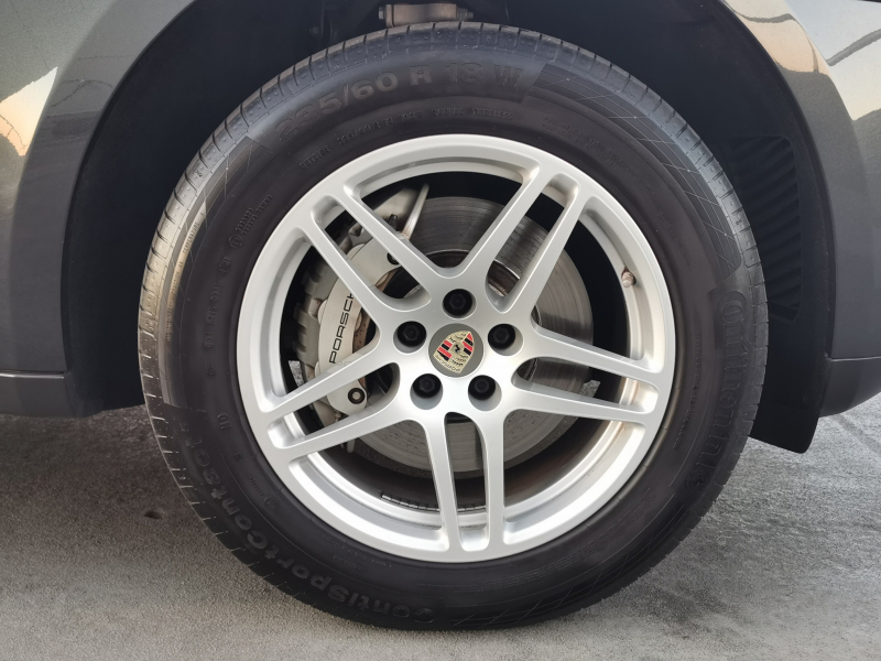 ポルシェ マカン 中古車