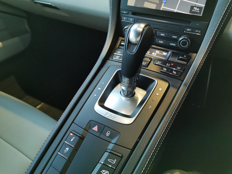 ポルシェ 718 ケイマン 中古車