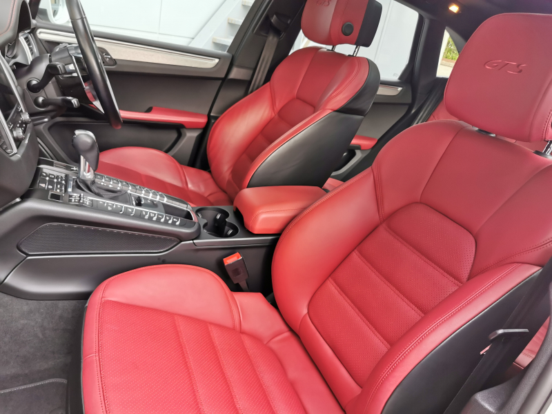 ポルシェ マカン 中古車