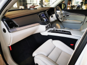 ボルボ XC90 中古車