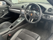 ポルシェ 718 ケイマン 中古車