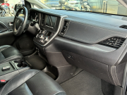 トヨタ(US) シエナ 中古車