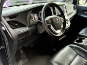 トヨタ(US) シエナ 中古車