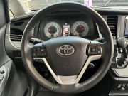 トヨタ(US) シエナ 中古車