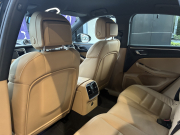 ポルシェ マカン 中古車