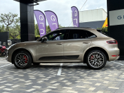 ポルシェ マカン 中古車